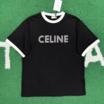 셀린느 [ 잔디집 ] 23FW 로고 프린팅 반팔 티셔츠 “2COLOR”