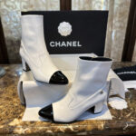 샤넬 23B 배색 페이던트 카프스킨 CC로고 앵클 부츠 “35SIZE – 41SIZE”