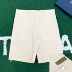 디올 [ 잔디집 ]  “2COLOR” 버뮤다 팬츠 코튼 블렌드 포켓 디테일